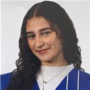 Profesora de inglés con C1 Cambridge, con muchos trucos para agilizar el aprendizaje y hacerlo mas ameno.